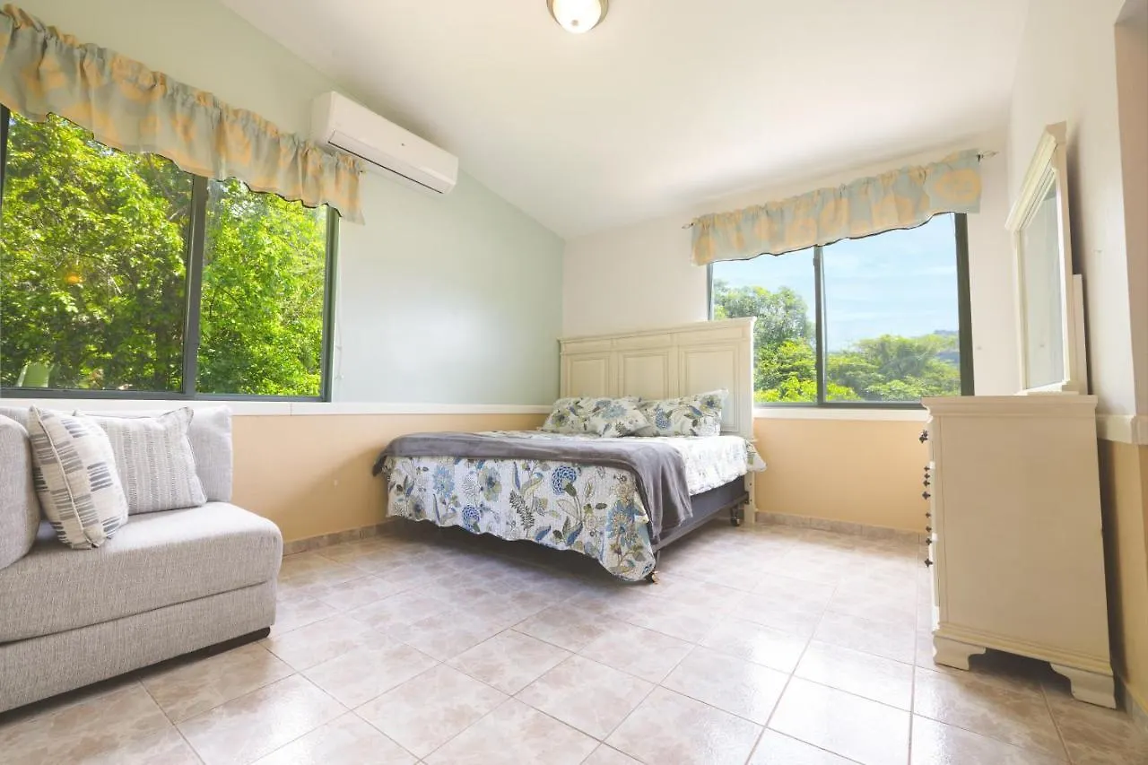Villa Campina Retreat - Scenic Mountain Views location